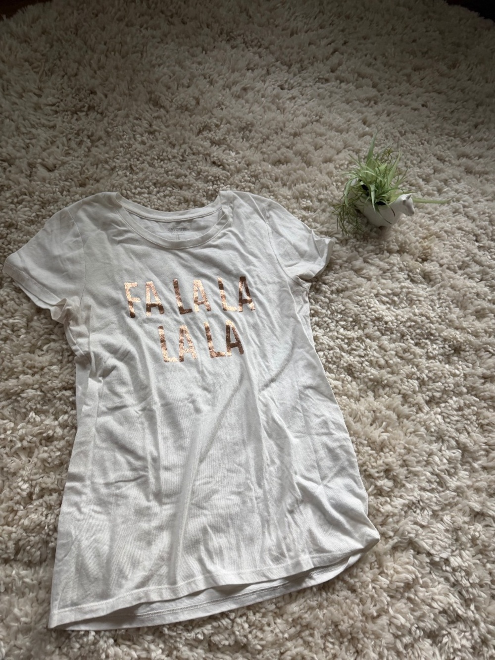 Soft white women’s short-sleeve White Short-Sleeve Graphic Xmas Christmas cute T